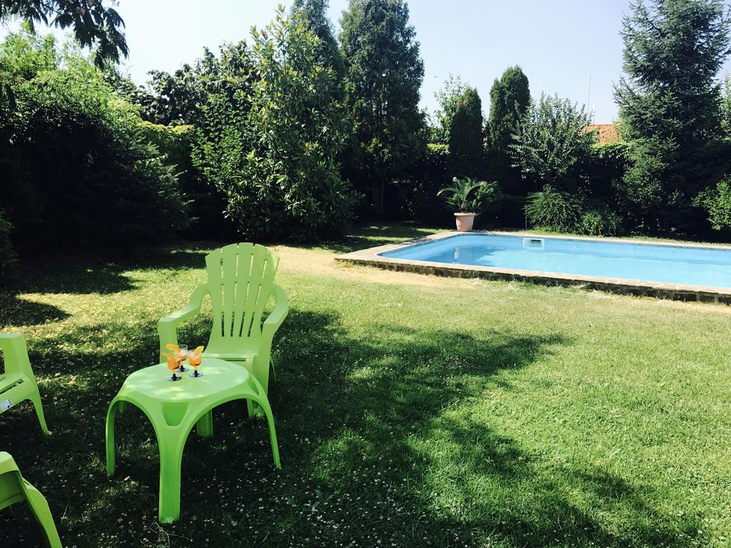 Villa Nymphea Water Lily ฮิซาเรีย ภายนอก รูปภาพ